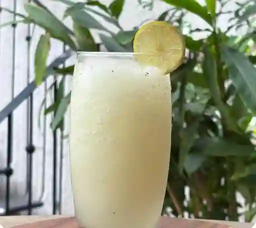Limonada Natural 16 Oz
