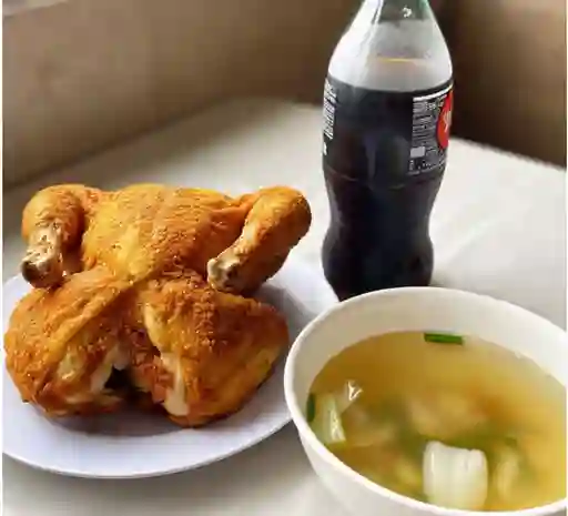 Combo Pollo Apanado y Gaseosa + Consomé
