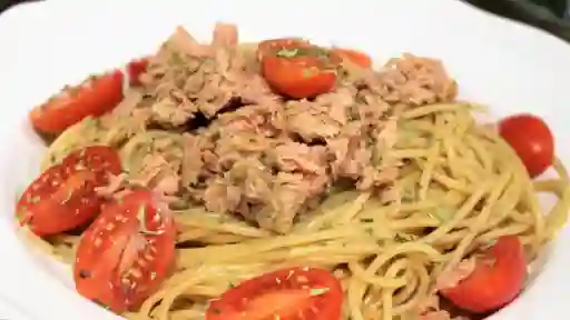 Pasta Al Pesto Con Atún