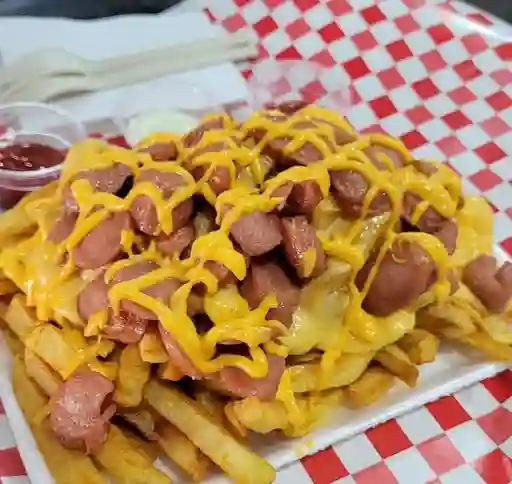 Salchipapa Mixta