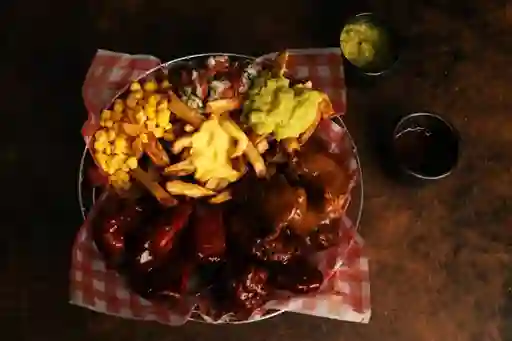 Alas y Costillas