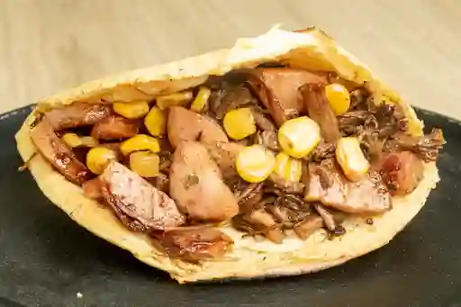 Arepa Ranchera