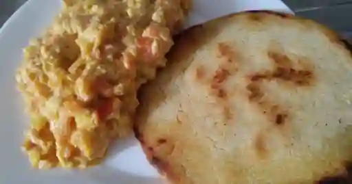 Desayuno con Arepa