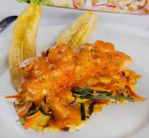 Salmón Al Ajillo