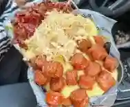 Salchipapa La Combi
