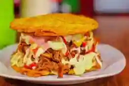 Patacón De Pollo