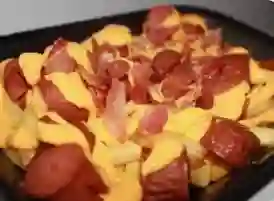 Papa a La Francesa Con Salchicha Americana