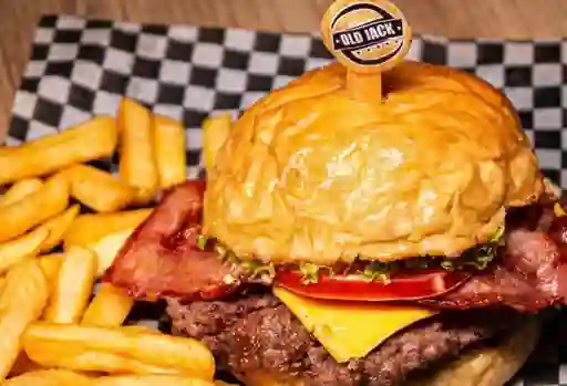Clásica 200gr y Papas a la Francesa