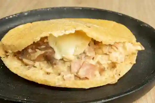 Arepa Rellena Champipollo