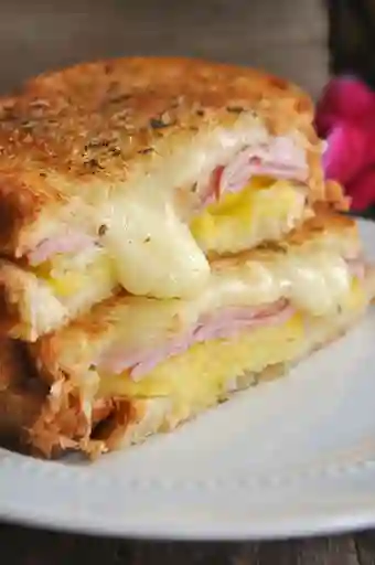 Sandwich Hawaiano