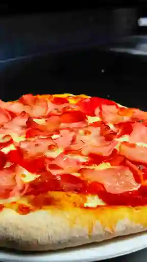 Pizza Pepperoni