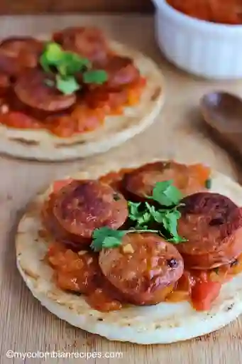 Salchichón con Arepa