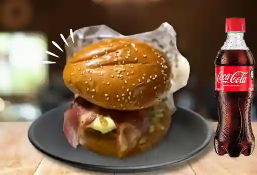 Burger con Papas y Coca Cola 400 ml