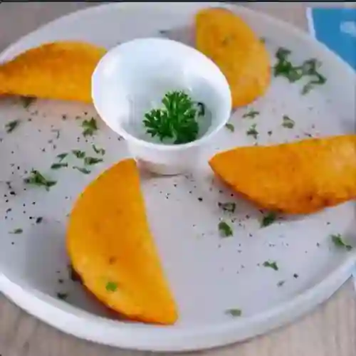 Empanada de Camarones X 4 Und