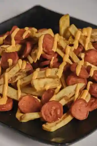 Salchipapa Clásica para 2