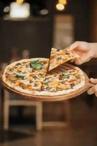 Pizza Birria