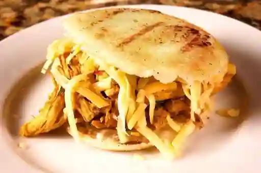 Arepa con Todo