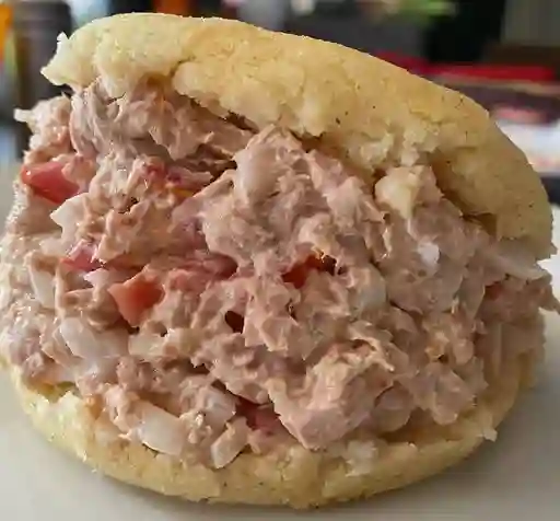 Arepa con Atún y Champiñón