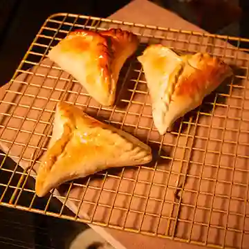 Fatayer Meat – 3 Piezas