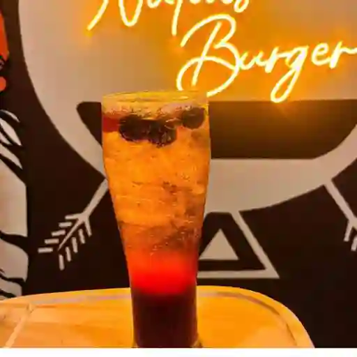 Soda de Frutos Rojos 470 ml