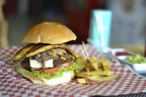 Candela Burger Madura