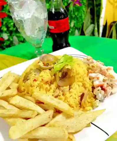 Arroz de Mar + Gaseosa