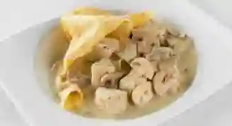Crepe De Pollo Y Champiñones