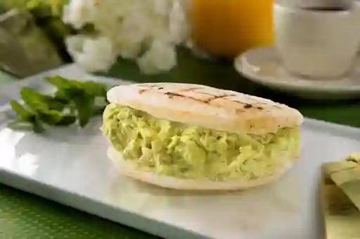 Combo Arepa Reina Pepiada