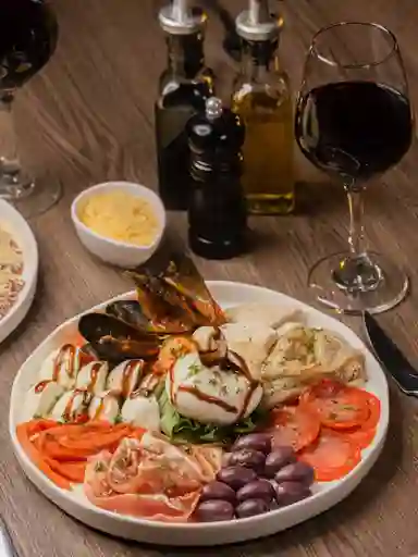 Acompañamiento de Antipasto Benedetto
