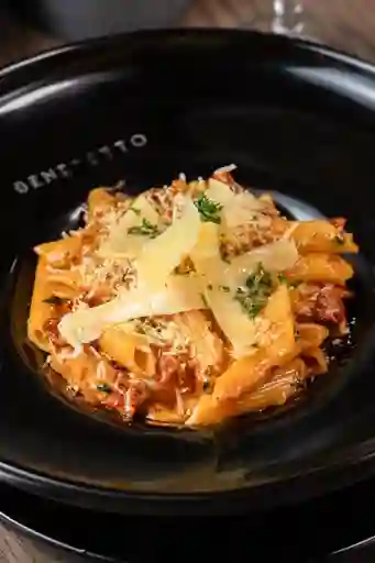Pasta Penne Alla Vodka