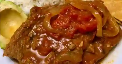 Carne en Bistecs con Arroz