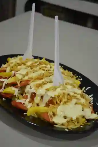 Salchipapa Mixta