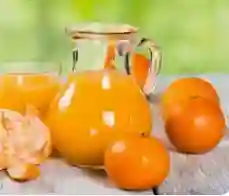 Mandarina en Agua
