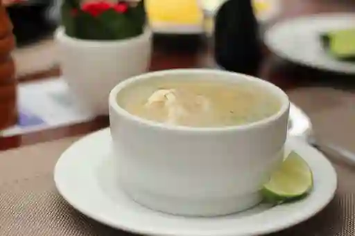 Consomé de Pescado Sencillo