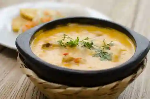 Cazuela de Mariscos Sencilla