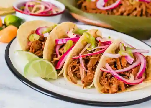 Tacos de Cochinita Pibil X3