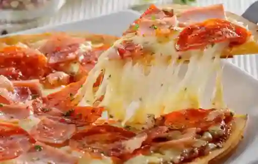 Pizza de Pollo Jamón