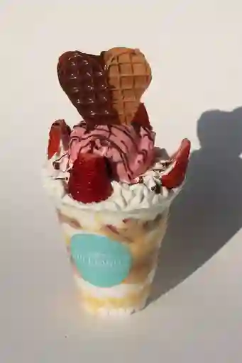 Fragola con Crema y Gelato