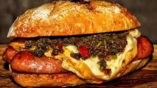 Choripán con Provoleta y Cebolla