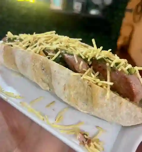 Choripán Bravío con Papas Pay