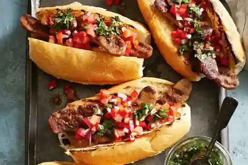 Choripan Criollo