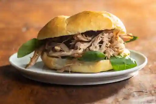 Sandwich de Pernil