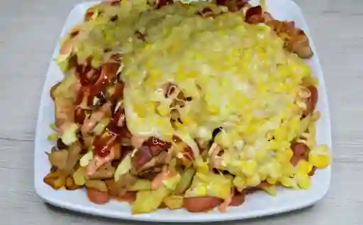 Salchipapa Gratinada