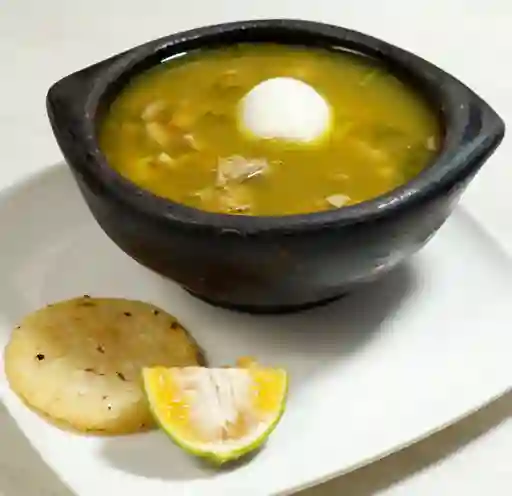 Consomé de Menudencias
