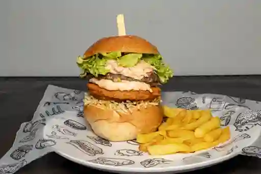 Hamburguesa Mixta con Guiso