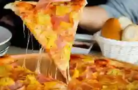 Pizza Piña Queso