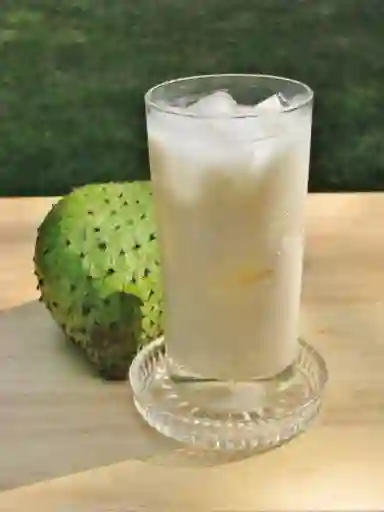 Jugo en Agua Guanábana 12 Onzas