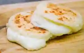 Arepa con Queso