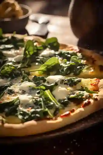 Pizza Macadamia y Espinaca Picante