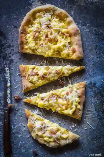 Pizza Quesos y Anchoas